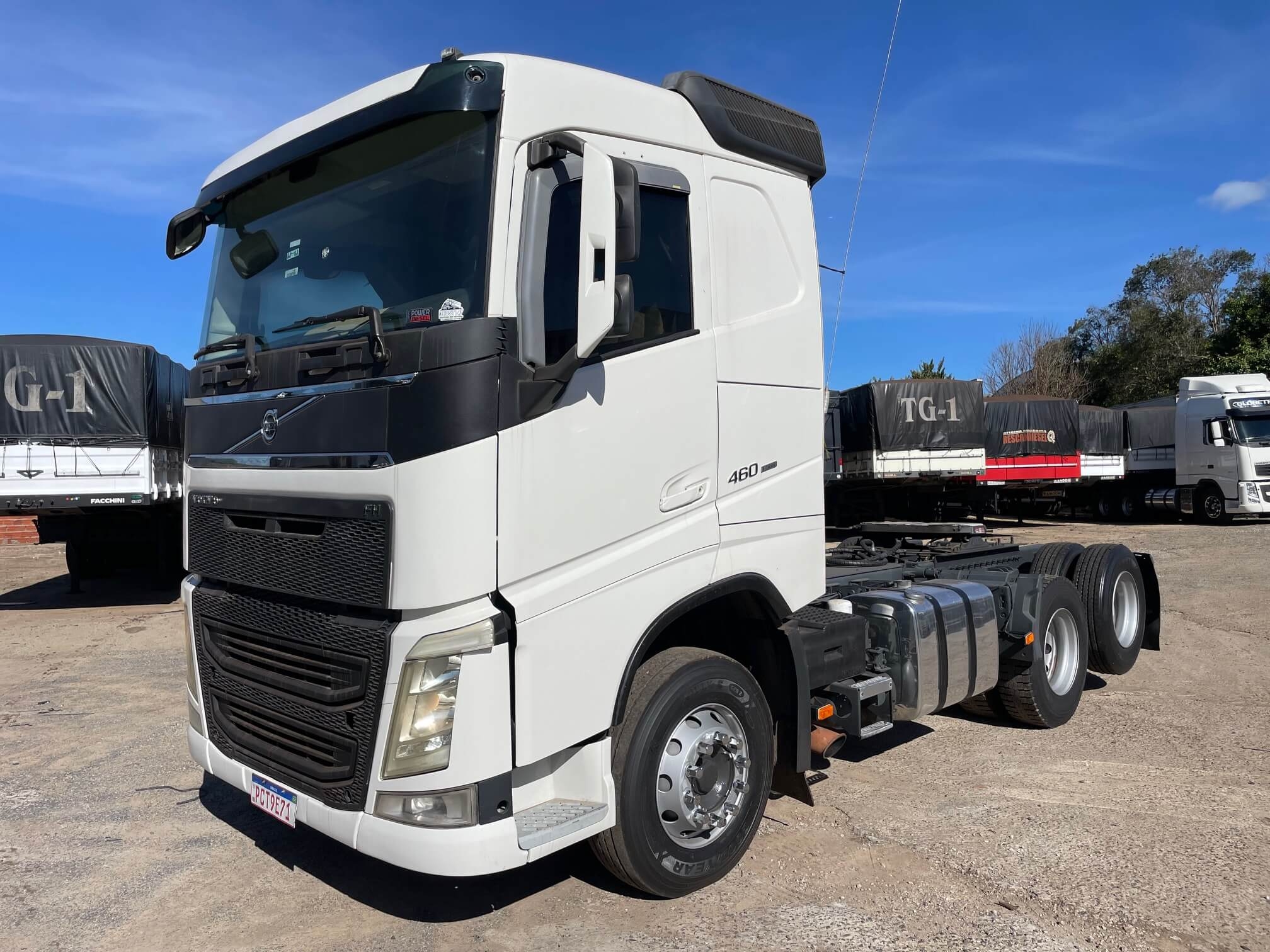 VOLVO FH 460 ANO 2015/16 6X2